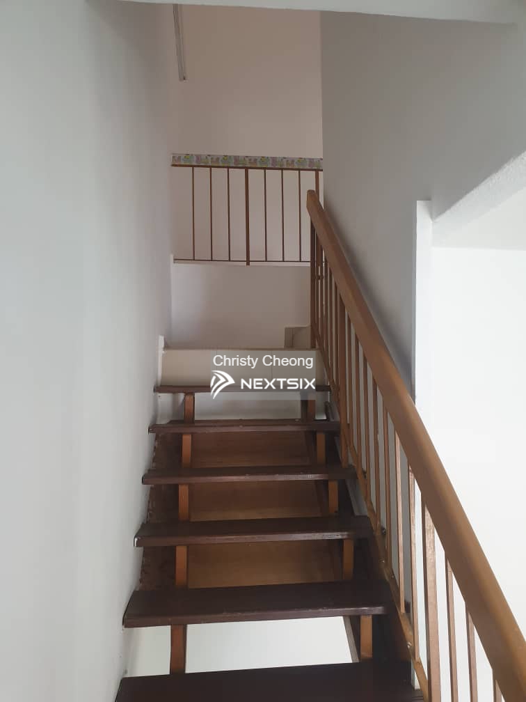 2-sty Terrace/Link House For Sale in Puchong Selangor - Image 8