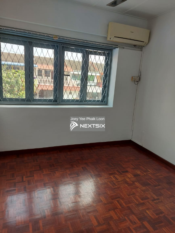 2-sty Terrace/Link House For Rent in Seberang Jaya Penang - Image 5