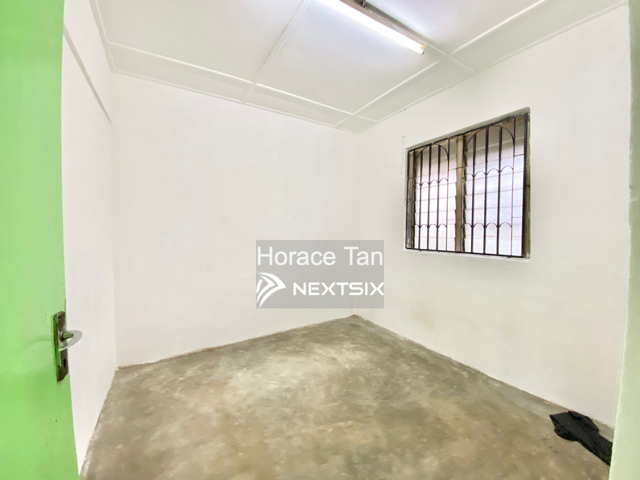 Flat For Sale in Skudai Johor - Image 3