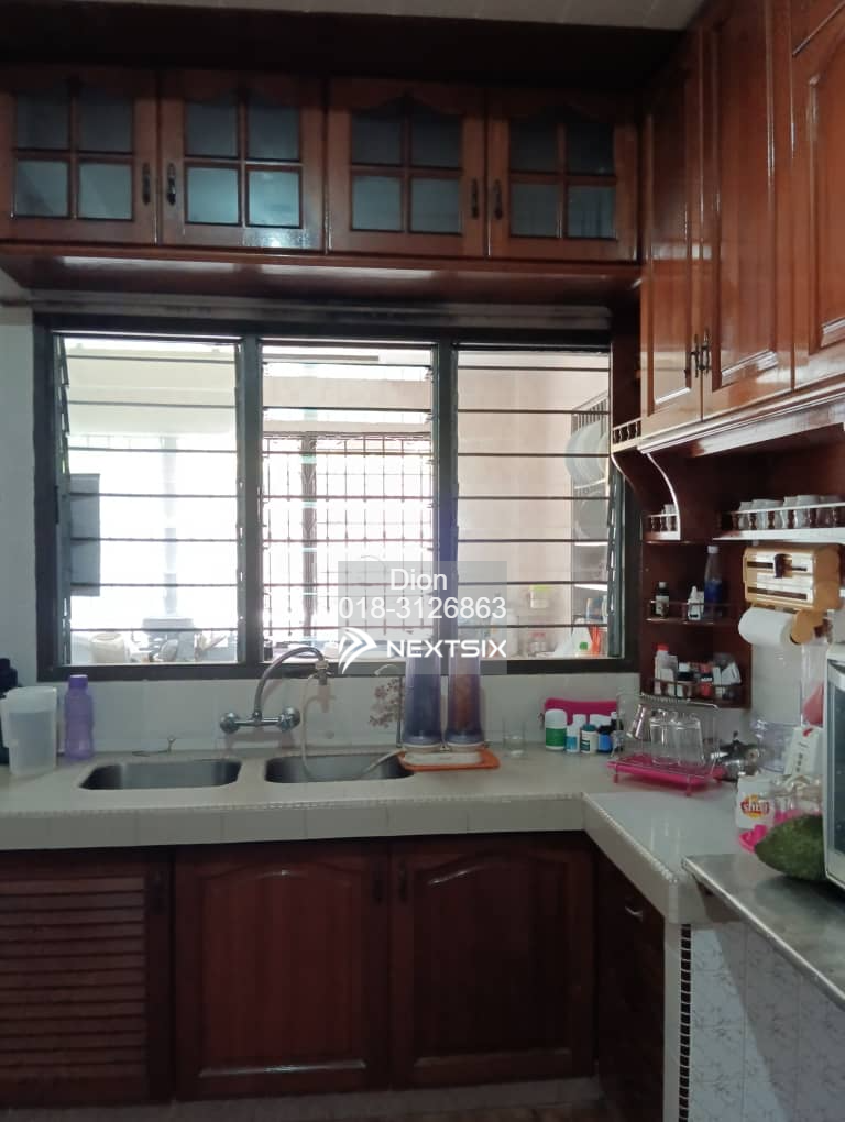 Bungalow For Sale in Damansara Heights Wilayah Persekutuan Kuala Lumpur - Image 11