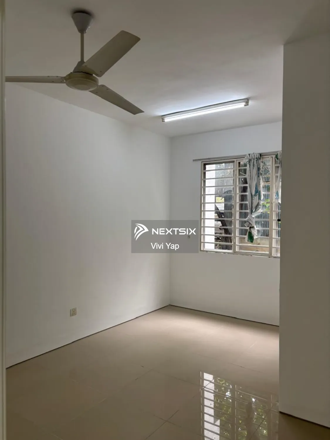 3-sty Superlink House For Sale in Balakong Selangor - Image 25