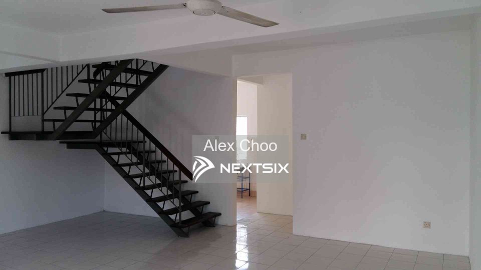 2-sty Terrace/Link House For Sale in Seri Kembangan Selangor - Image 7