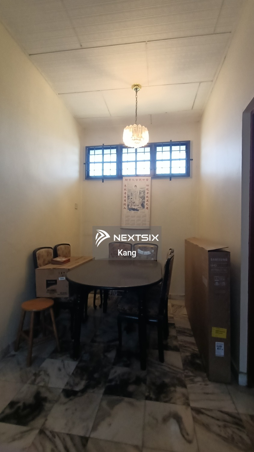 Bungalow For Sale in Ipoh Perak - Image 6