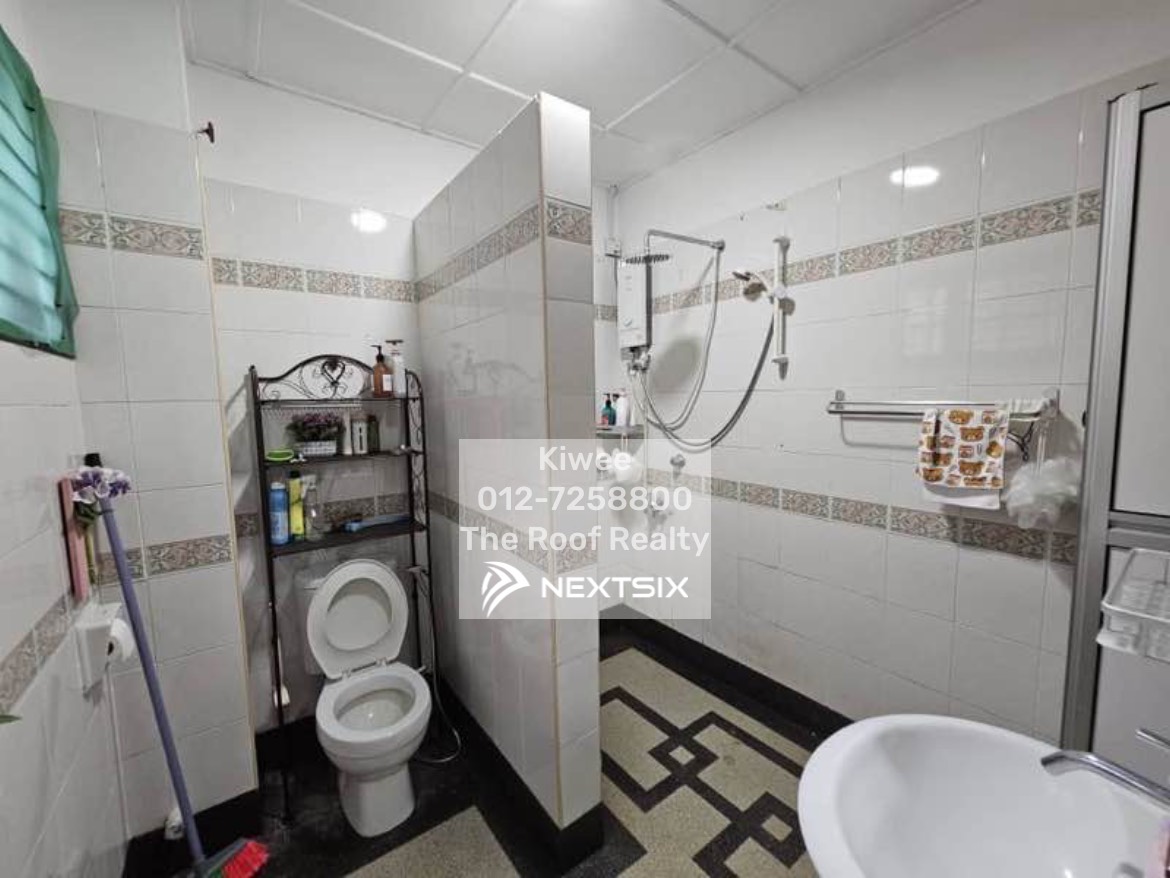 2-sty Terrace/Link House For Sale in Johor Bahru Johor - Image 9