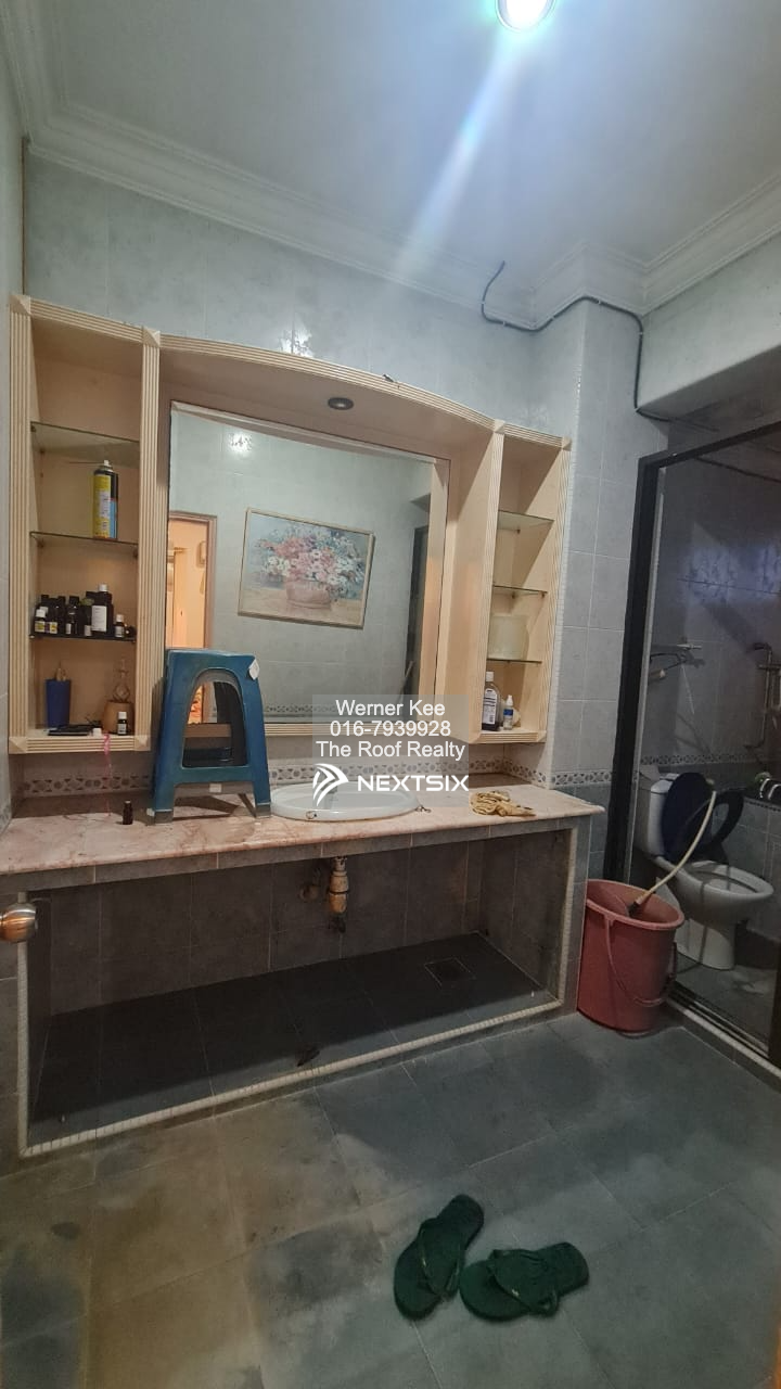 2-sty Terrace/Link House For Sale in Permas Jaya Johor - Image 10