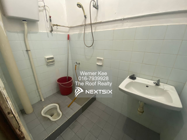 1-sty Terrace/Link House For Sale in Permas Jaya Johor - Image 9