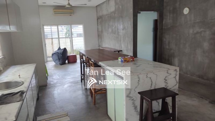Bungalow For Sale in Petaling Jaya Selangor - Image 5