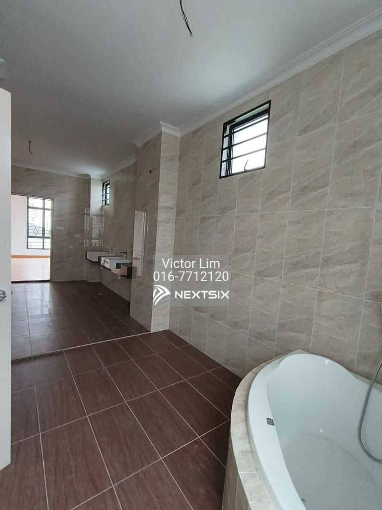 Bungalow For Sale in Perling Johor - Image 2