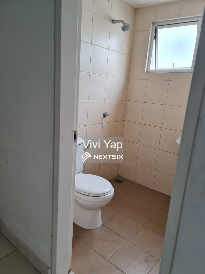 3-sty Terrace/Link House For Sale in Seri Kembangan Selangor - Image 12
