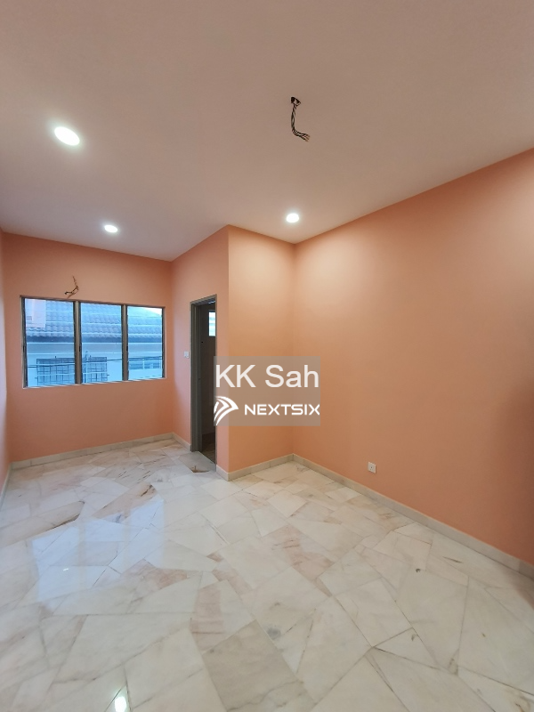 2-sty Superlink House For Sale in Semenyih Selangor - Image 8