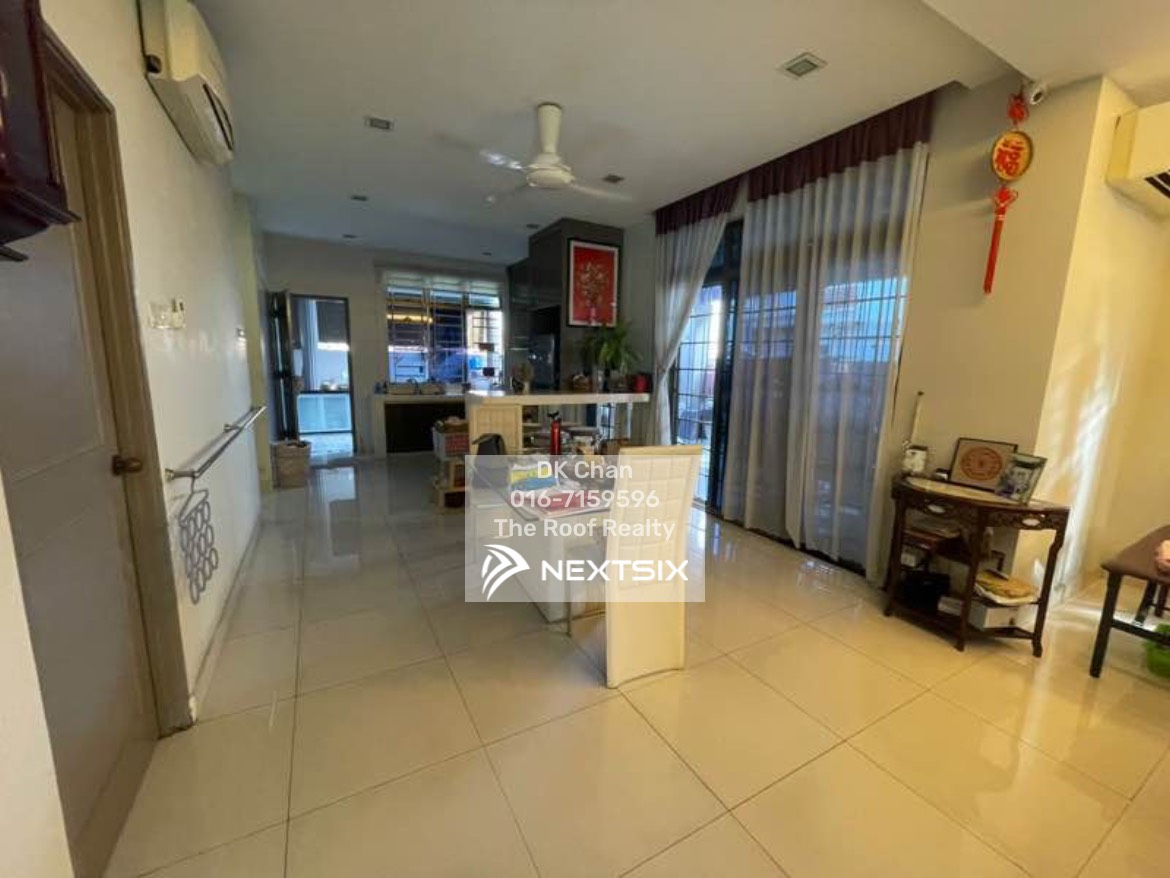 Semi-detached House For Sale in Skudai Johor - Image 9