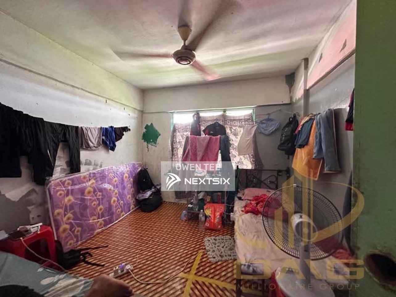 Flat For Sale in Port Klang Selangor - Image 8