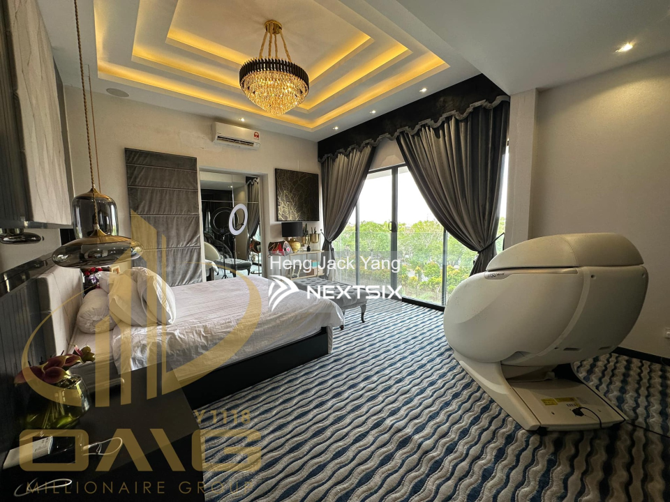 Bungalow For Sale in Setia Alam Selangor - Image 4