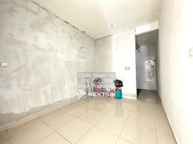 2-sty Superlink House For Sale in Gelang Patah Johor - Image 5