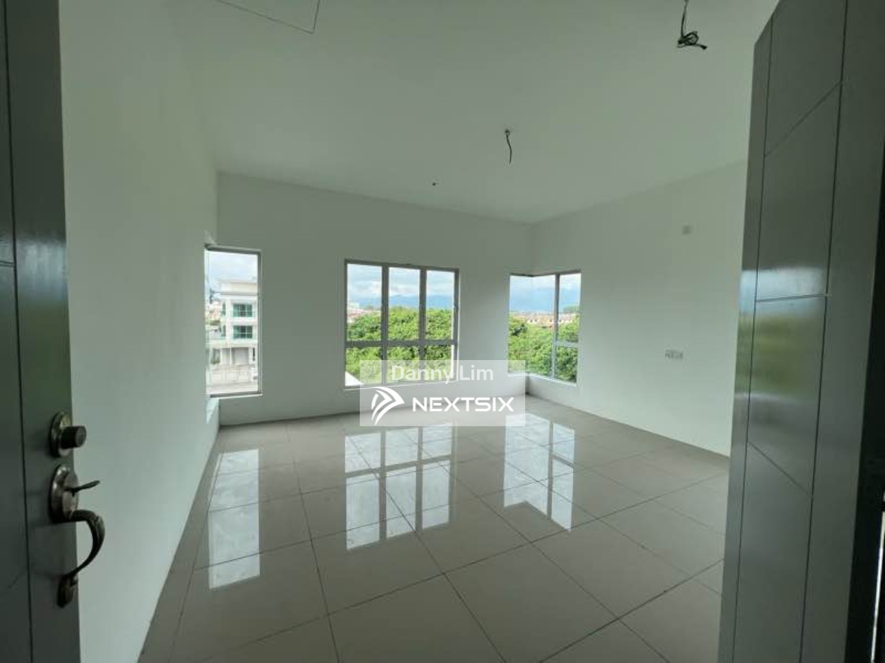 Bungalow For Sale in Ipoh Perak - Image 2
