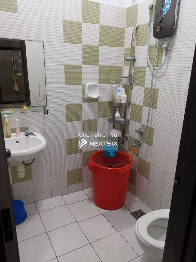 2-sty Superlink House For Sale in Gelang Patah Johor - Image 6