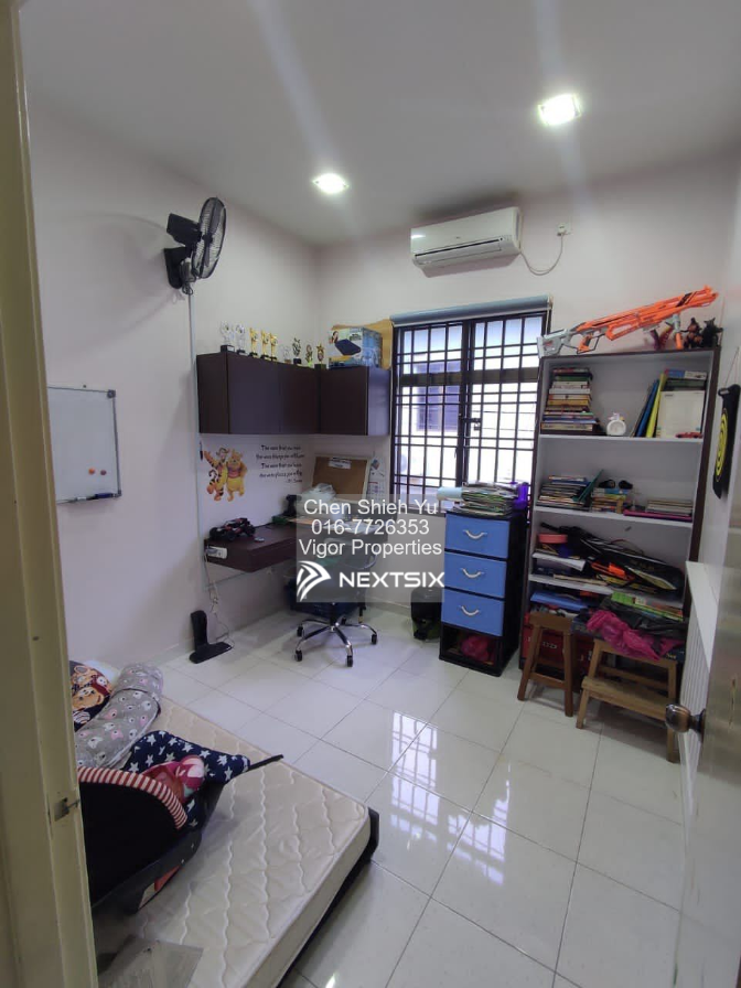 2-sty Terrace/Link House For Sale in Gelang Patah Johor - Image 6