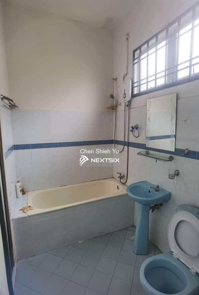 2.5-sty Terrace/Link House For Sale in Skudai Johor - Image 9