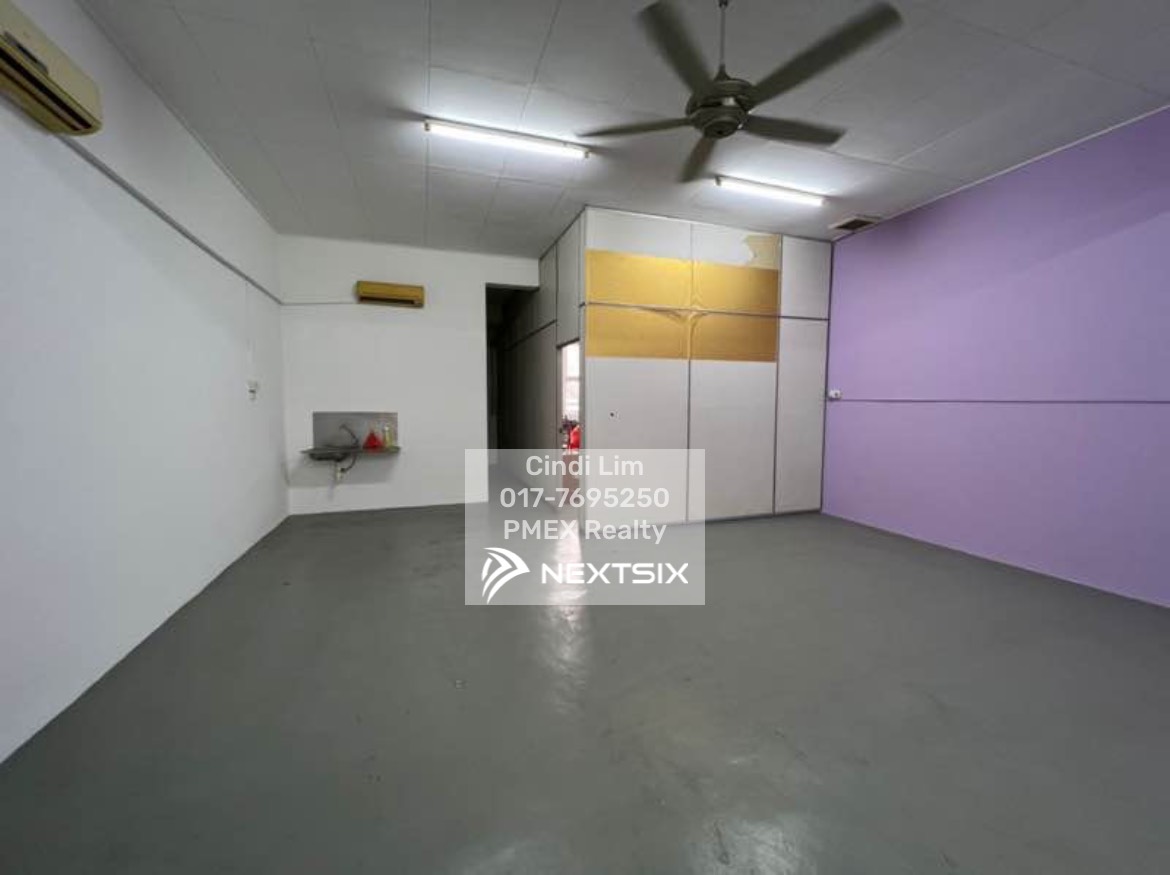 Shop For Rent in Permas Jaya Johor - Image 5
