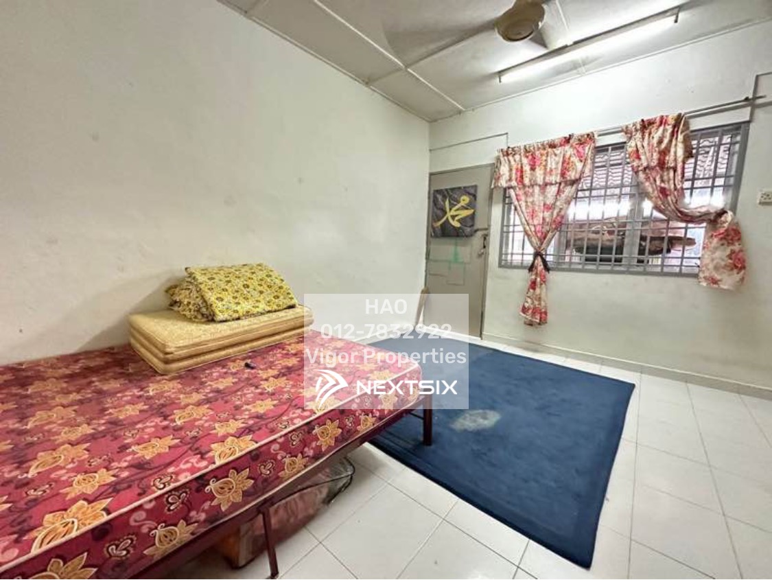 2-sty Terrace/Link House For Sale in Plentong Johor - Image 5