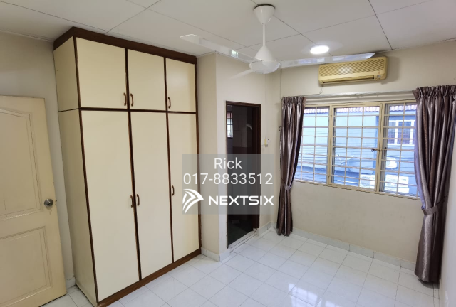2-sty Terrace/Link House For Sale in Subang Jaya Selangor - Image 6