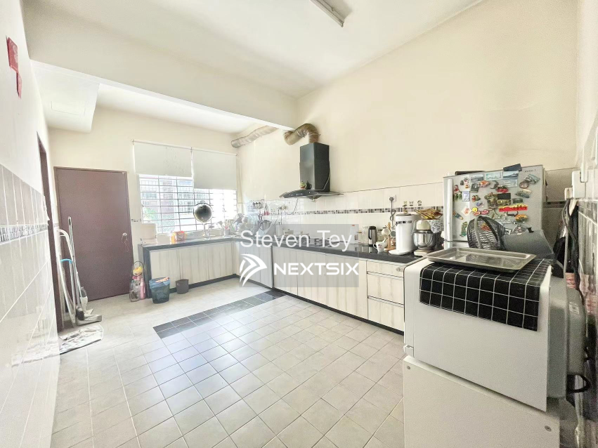 2-sty Superlink House For Sale in Bandar Puteri Klang Selangor - Image 5