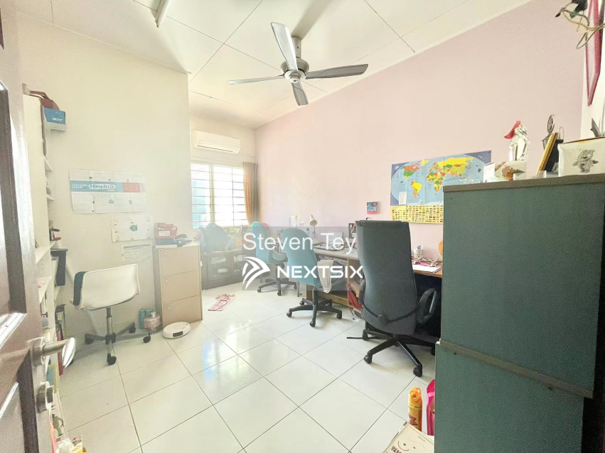 2-sty Superlink House For Sale in Bandar Puteri Klang Selangor - Image 6