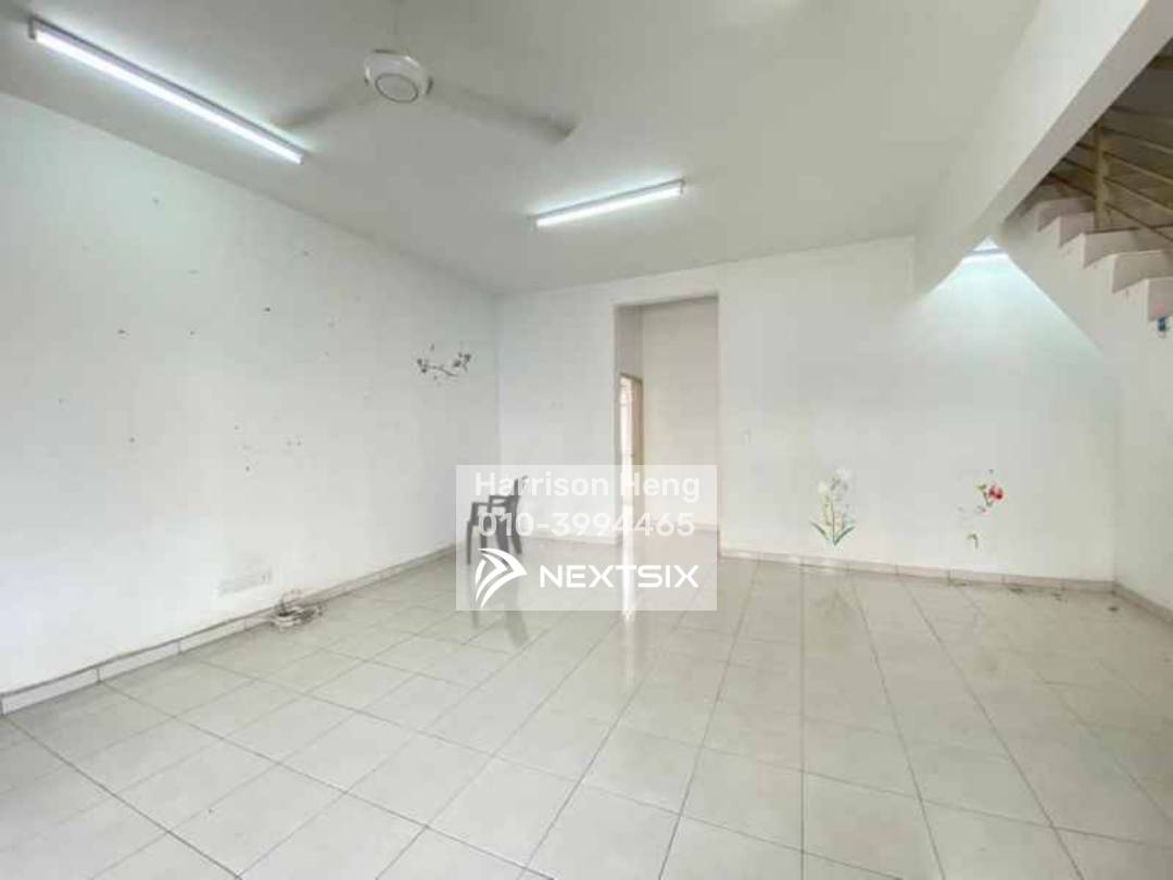 2-sty Terrace/Link House For Sale in Gelang Patah Johor - Image 5