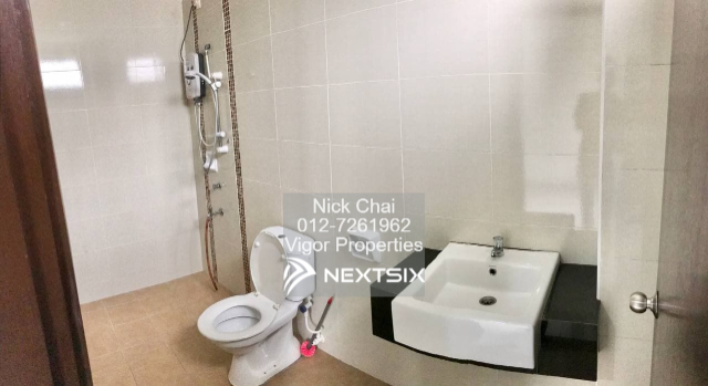 Semi-detached House For Sale in Plentong Johor - Image 5