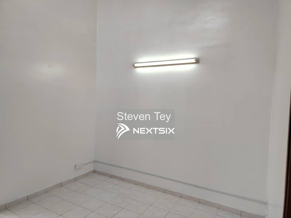 2-sty Superlink House For Sale in Bandar Puteri Klang Selangor - Image 5