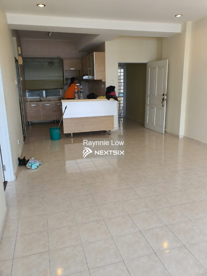 Condominium For Sale in Tanjung Bungah Penang