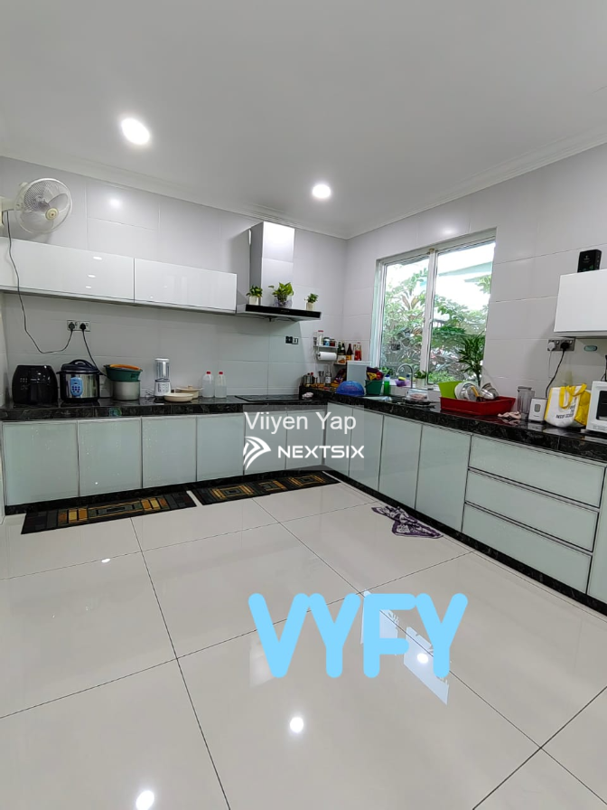 Bungalow For Sale in Klang Selangor - Image 5