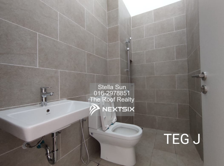 Semi-detached House For Sale in Setia Eco Park Selangor - Image 18