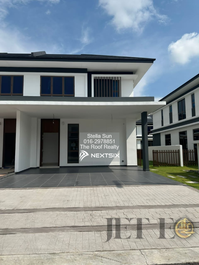Semi-detached House For Sale in Setia Alam Selangor