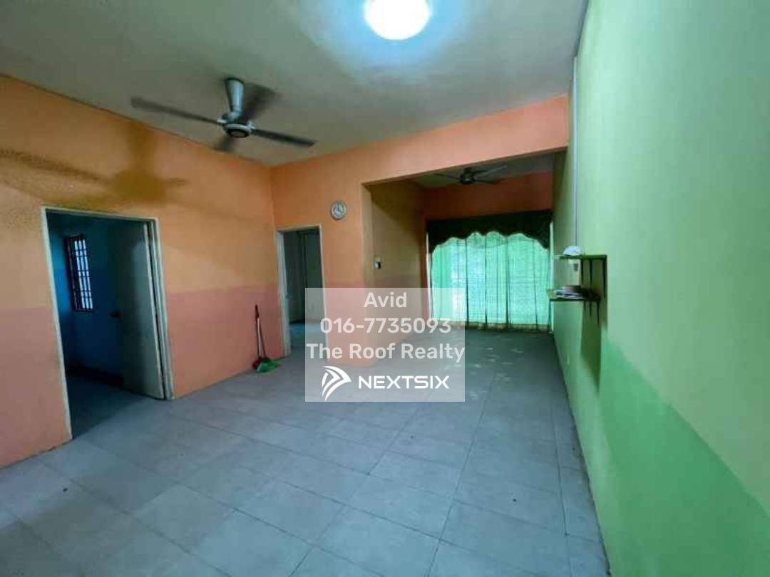 Condominium For Sale in Lumut Perak