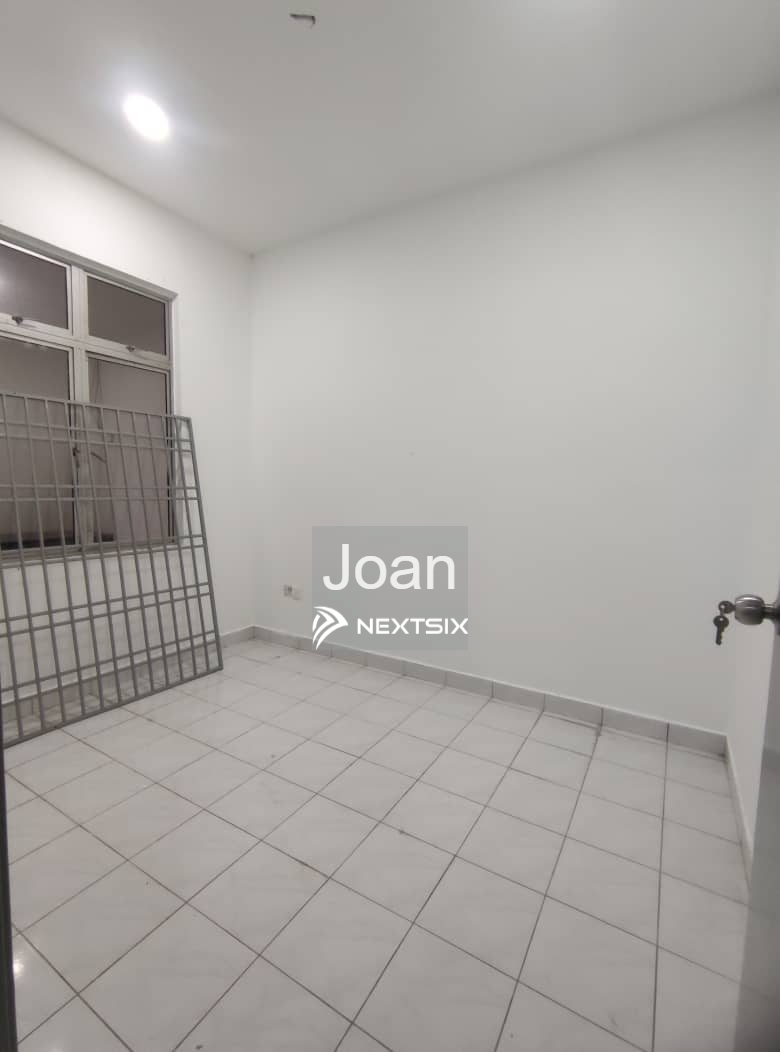 1-sty Terrace/Link House For Sale in Pasir Gudang Johor - Image 2