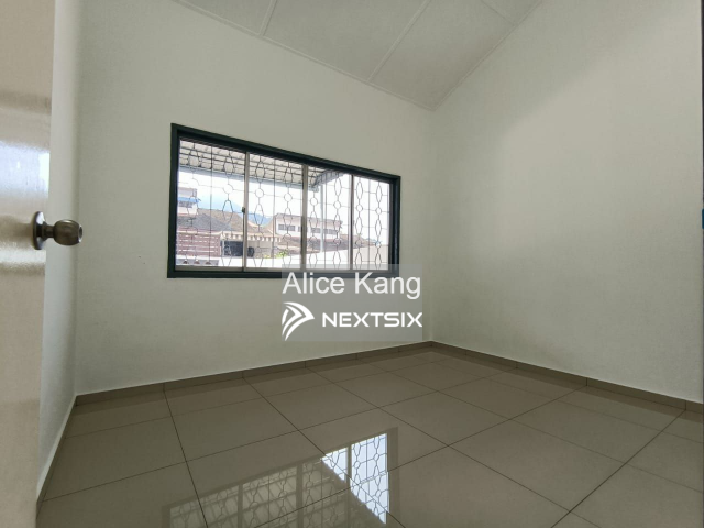1-sty Terrace/Link House For Sale in Kluang Johor - Image 12