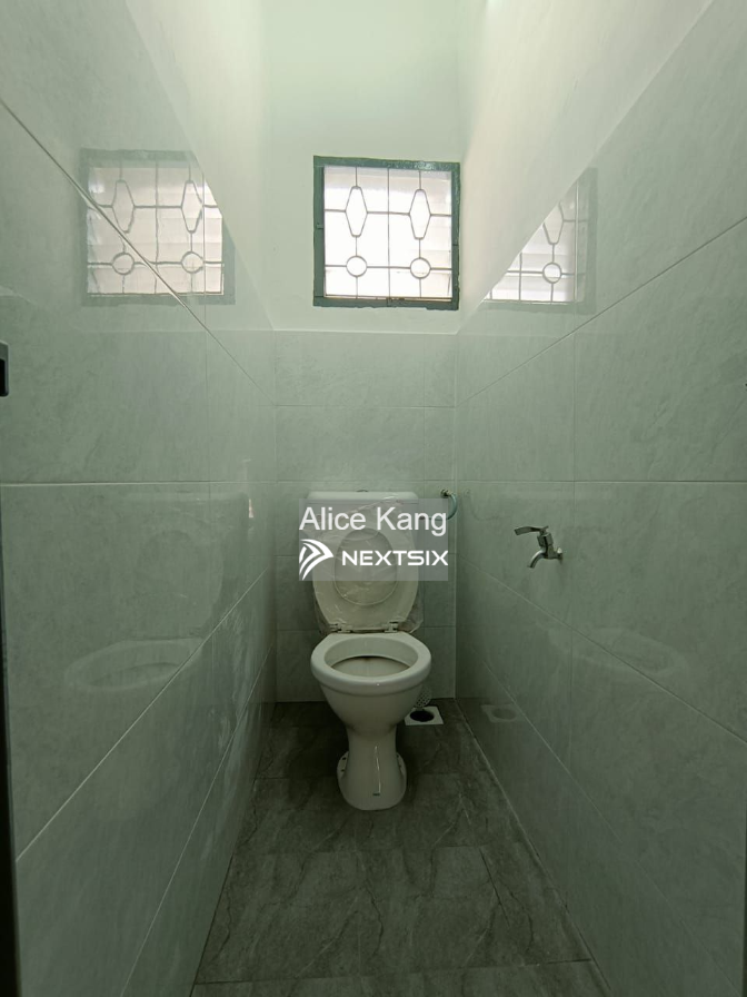 1-sty Terrace/Link House For Sale in Kluang Johor - Image 15