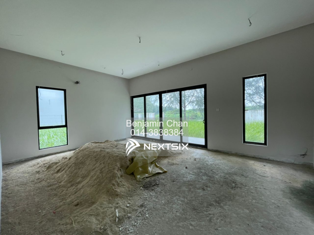 Bungalow For Sale in Permas Jaya Johor - Image 12