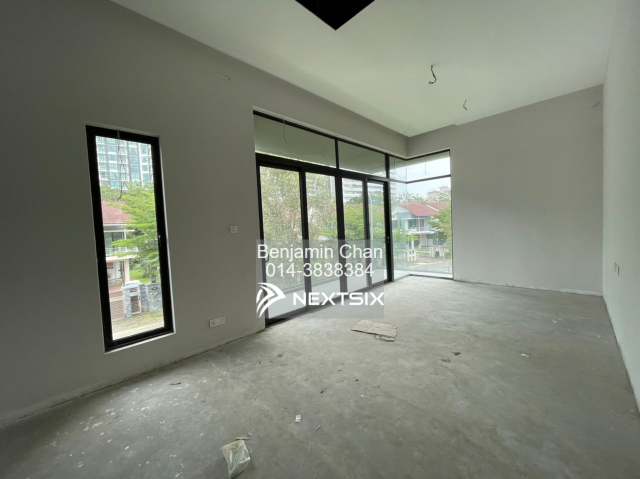 Bungalow For Sale in Permas Jaya Johor - Image 11