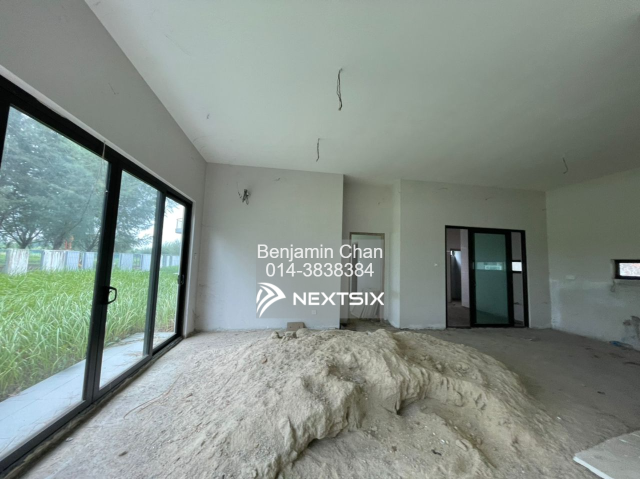 Bungalow For Sale in Permas Jaya Johor - Image 7