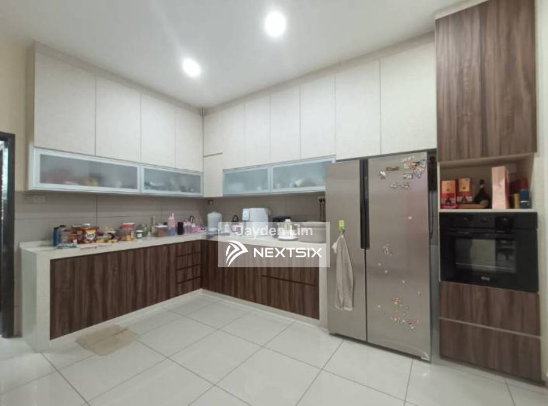 2-sty Superlink House For Sale in Ulu Tiram Johor - Image 3