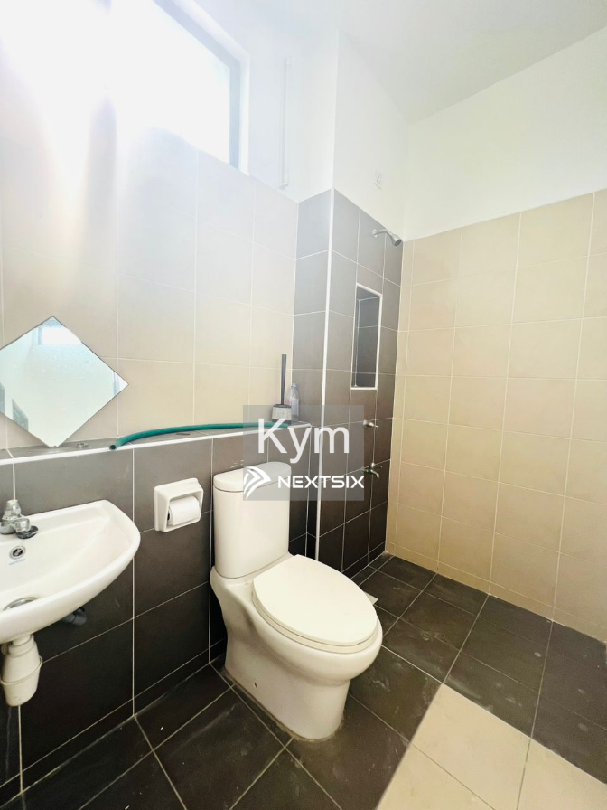 2-sty Terrace/Link House For Sale in Skudai Johor - Image 12