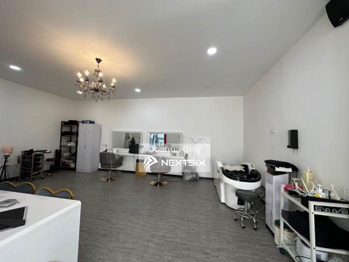 Semi-detached House For Sale in Tanjong Tokong Penang