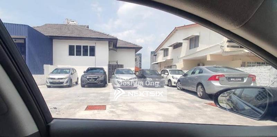 Semi-detached House For Sale in Tanjong Tokong Penang - Image 10