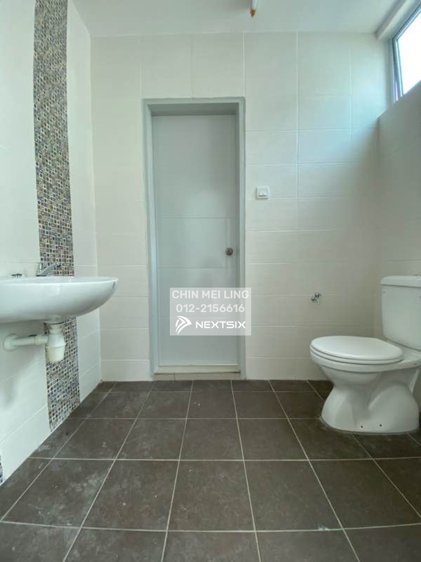 2-sty Terrace/Link House For Rent in Bandar Sri Sendayan Negeri Sembilan - Image 7