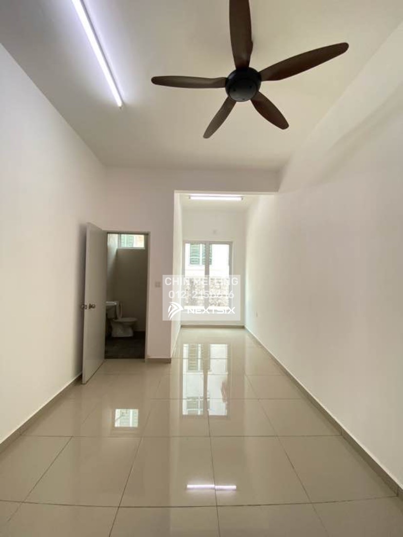 2-sty Terrace/Link House For Rent in Bandar Sri Sendayan Negeri Sembilan - Image 9