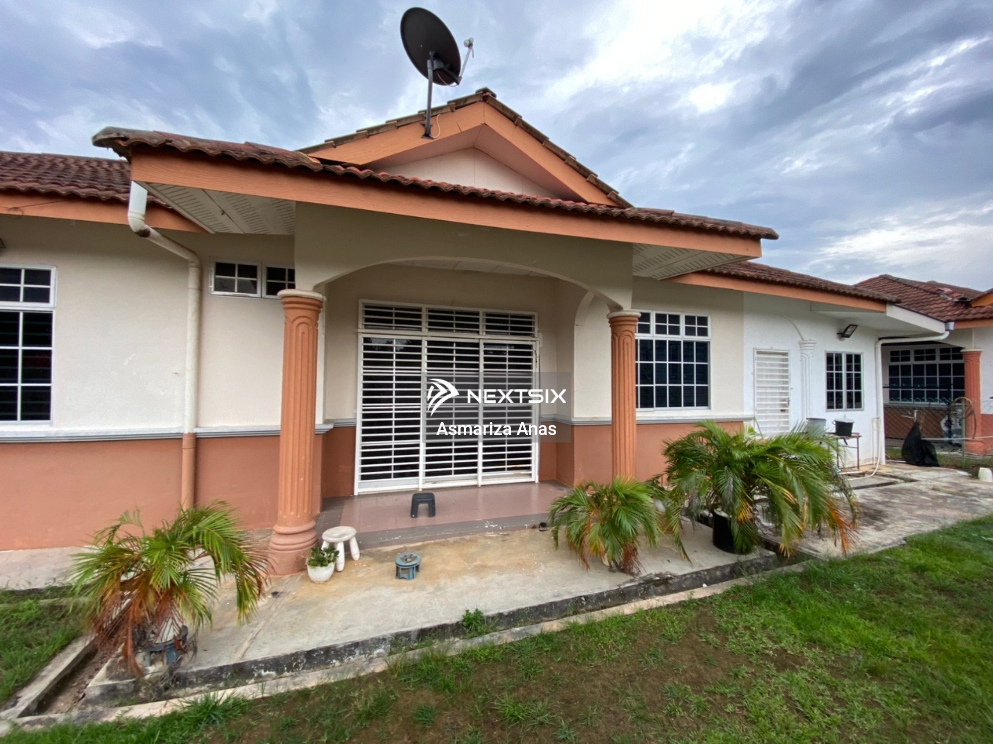 Bungalow For Sale in Bukit Kayu Hitam Kedah - Image 9