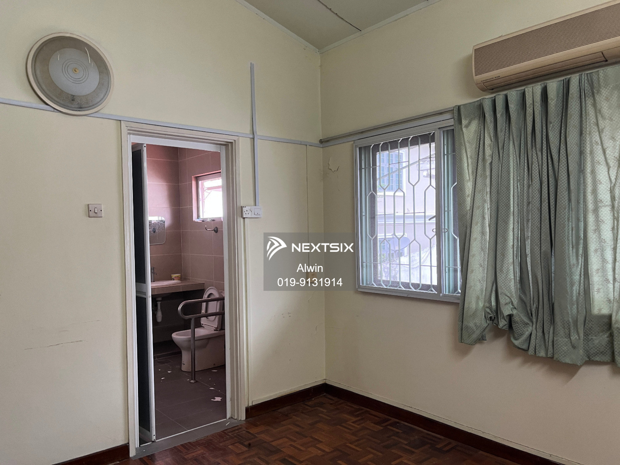 Bungalow For Sale in Petaling Jaya Selangor - Image 12