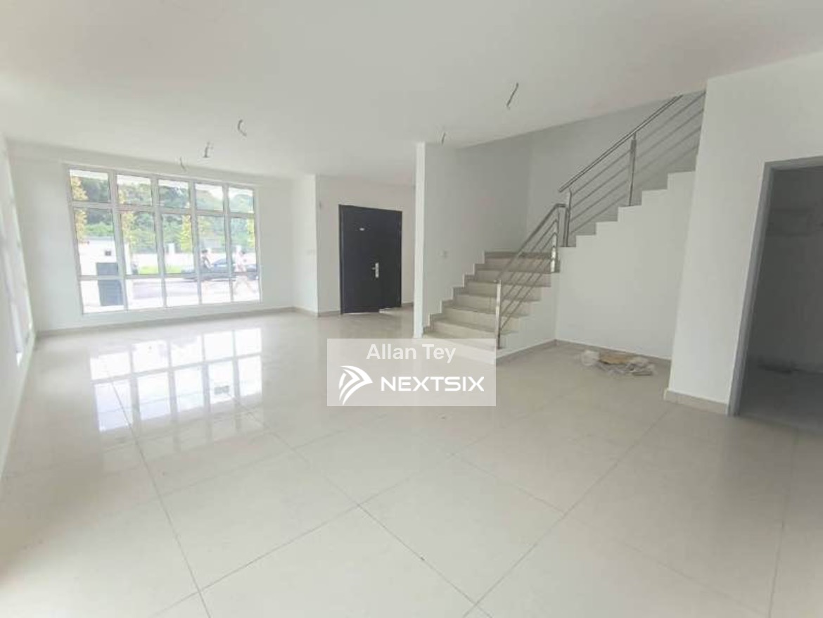 Cluster House For Sale in Gelang Patah Johor - Image 2